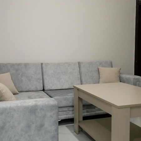 Logli Apartments Gjirokastër Екстериор снимка
